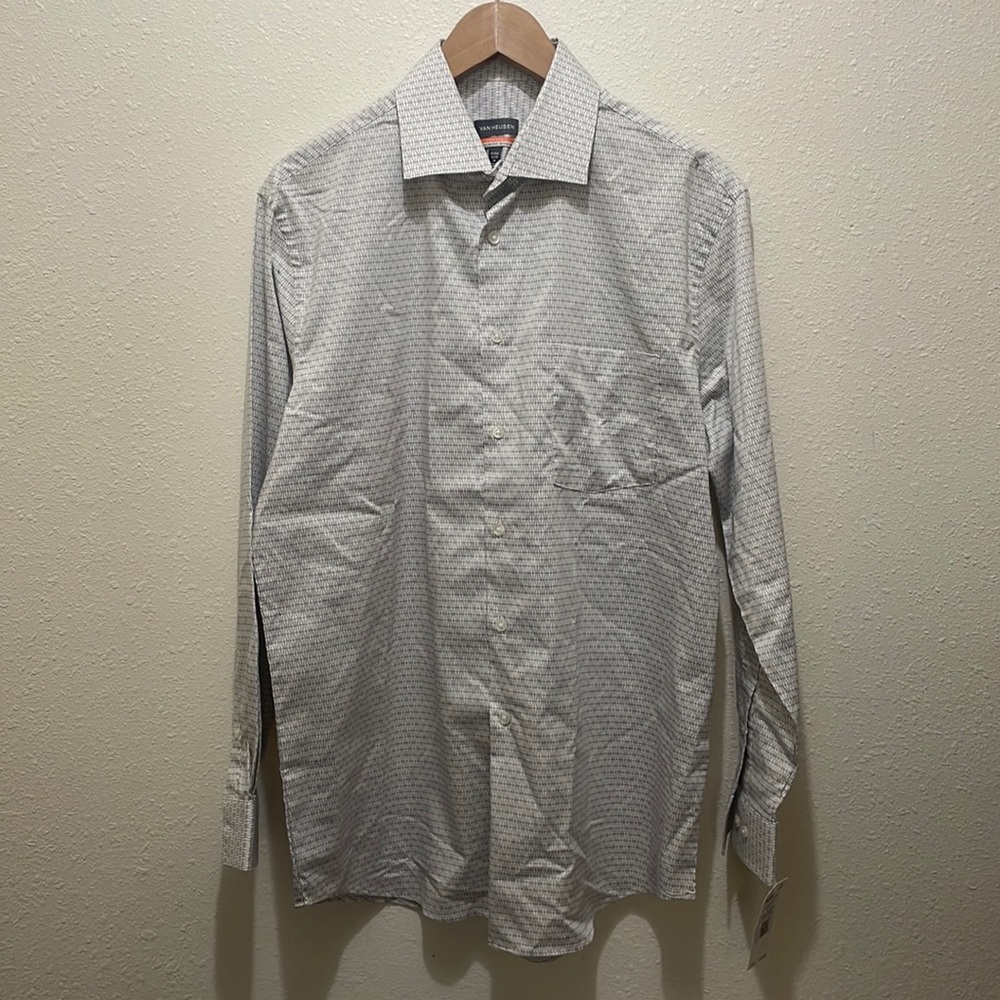 Van Heusen Long Sleeve Dress Shirt